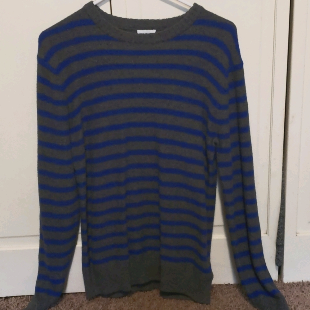 Old navy striped sweater